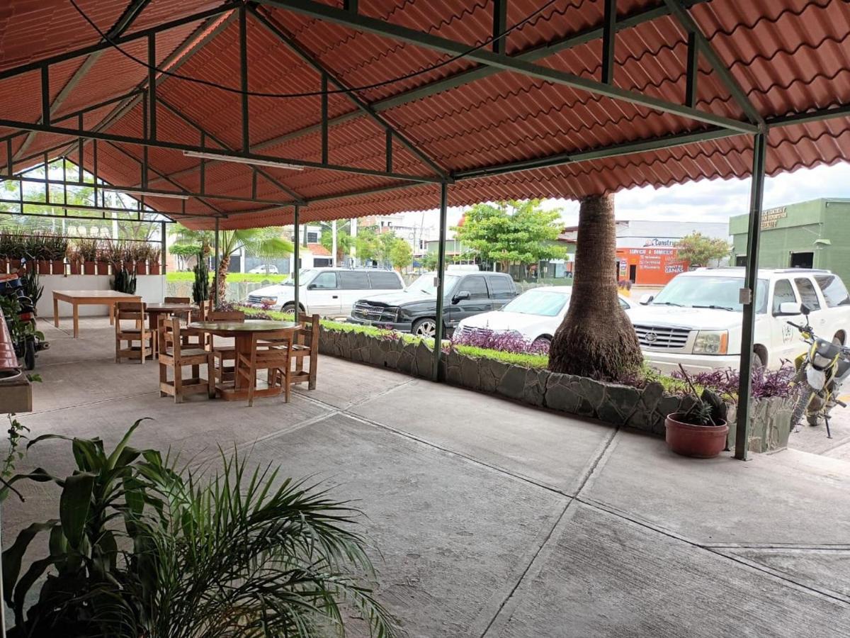 Hotel Maria Teresa Rio Verde Ngoại thất bức ảnh